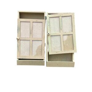 VTG WINDOW PICTURE FRAME FLOWER HOLDER WOOD CREAM WALL SHELF Lot of 2